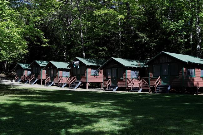 US agency loosens mask guidance for summer campers | iNFOnews.ca