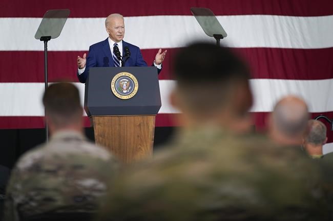 Biden marks vaccine progress, thanks troops ahead of holiday | iNFOnews.ca