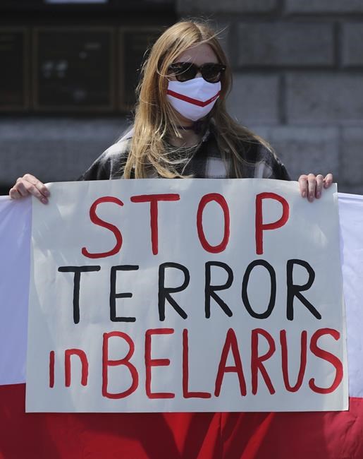 Belarusians abroad protest repression in homeland | iNFOnews.ca Belarusians abroad protest repression in homeland | iNFOnews.ca
