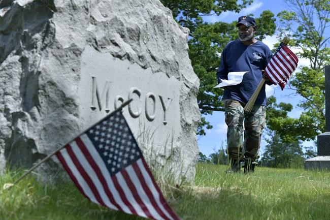Vets return to Memorial Day traditions as pandemic eases | iNFOnews.ca CP183780595