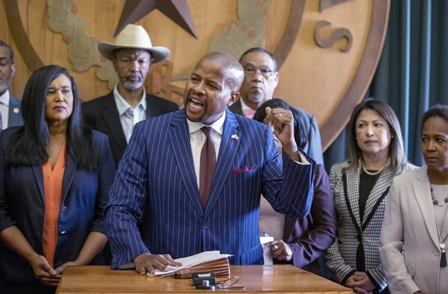 Dems walk, stop Texas GOP's sweeping voting restrictions | iNFOnews.ca