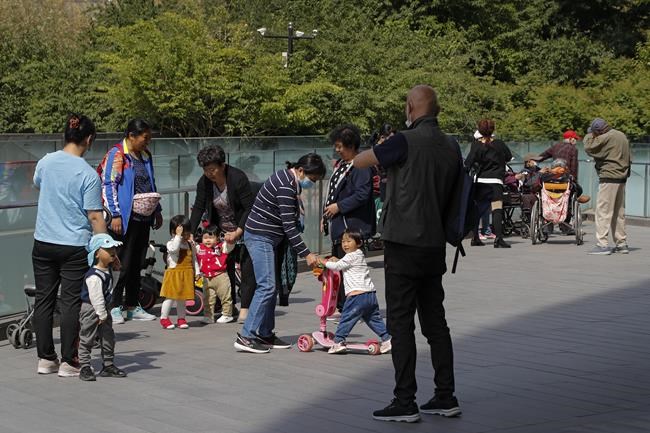 China easing birth limits further to cope with aging society | iNFOnews.ca China easing birth limits further to cope with aging society | iNFOnews.ca