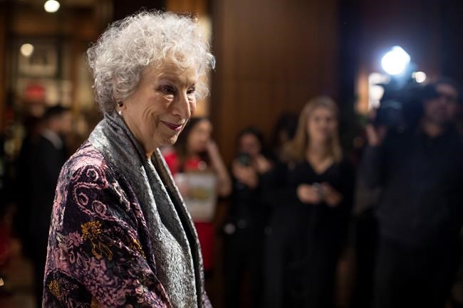 Margaret Atwood to release essay collection tackling 'Burning Questions' next spring | iNFOnews.ca
