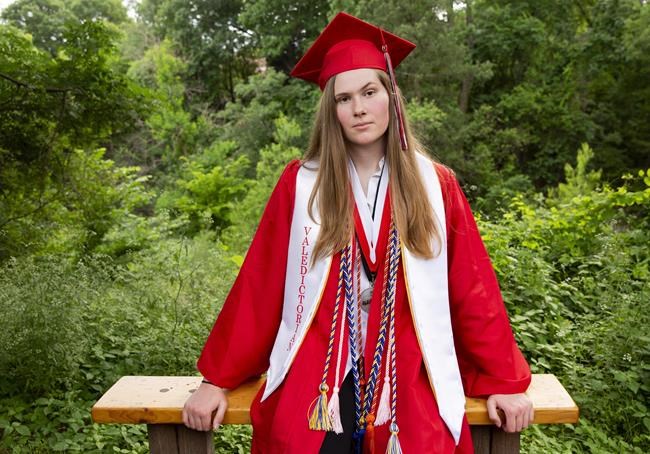 Dallas HS valedictorian delivers abortion rights call | iNFOnews.ca Dallas HS valedictorian delivers abortion rights call | iNFOnews.ca