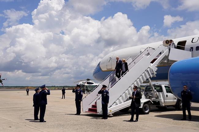 Biden turns to Obama to help boost health care enrollment | iNFOnews.ca
