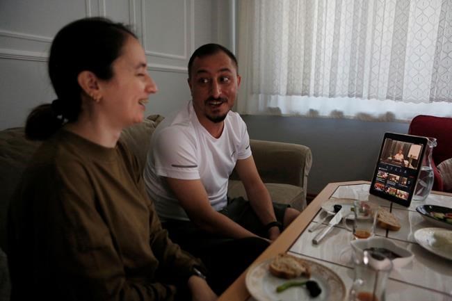 Turkish mafia boss dishes dirt, becomes YouTube phenomenon | iNFOnews.ca CP1097688471