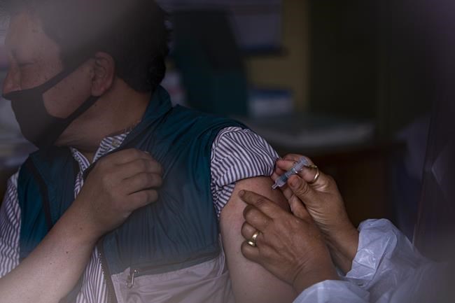 Nepal resumes vaccination campaign with doses given by China | iNFOnews.ca