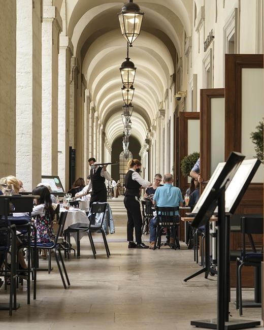 France is back: Borders reopen to American tourists, others | iNFOnews.ca France is back: Borders reopen to American tourists, others | iNFOnews.ca