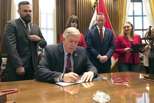Federal appeals court blocks sweeping Missouri abortion law | iNFOnews.ca CP267549651