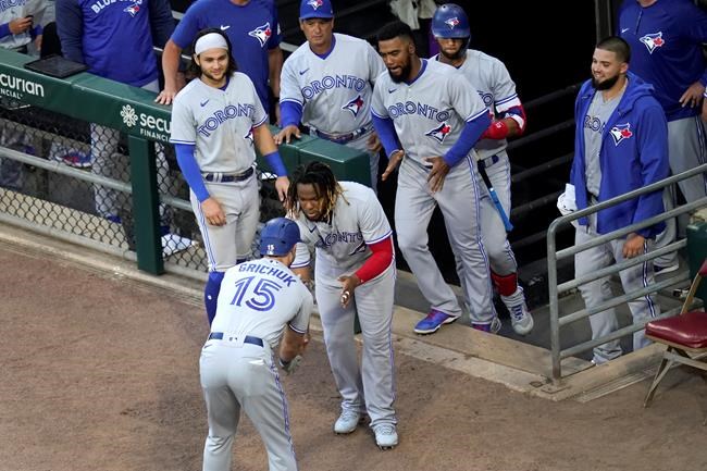 Grichuk homers, Blue Jays beat sloppy White Sox 6-2 | iNFOnews.ca