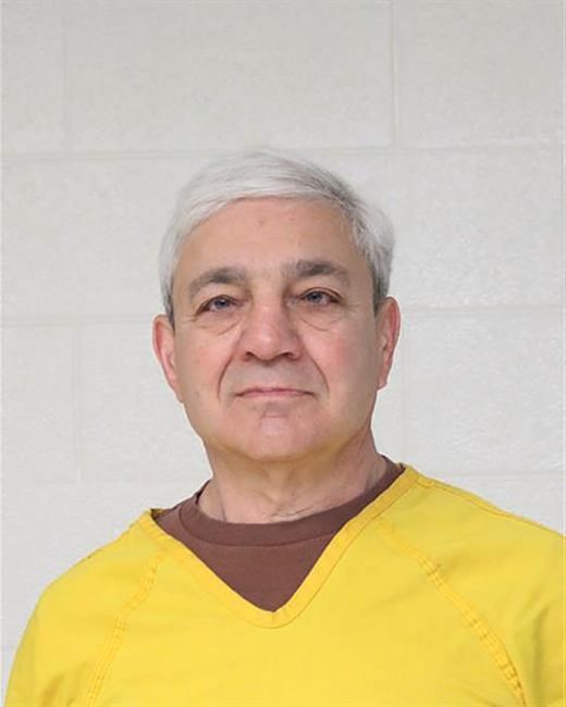 Penn State ex-president reports to jail in Sandusky scandal | iNFOnews.ca