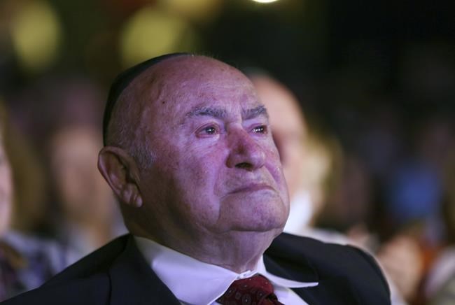 NY Holocaust survivors celebrated at concert after isolation | iNFOnews.ca