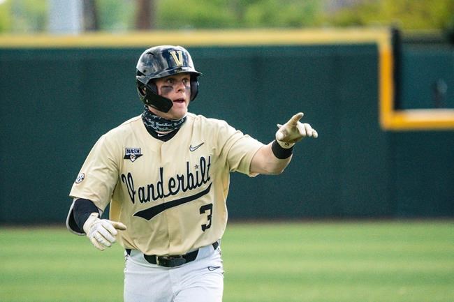 Canadian outfielder Cooper Davis headed to the College World Series | iNFOnews.ca