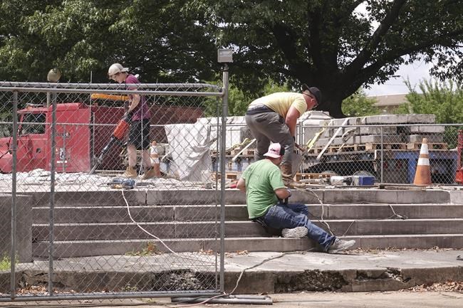 Memphis erases Confederate general from its public spaces | iNFOnews.ca