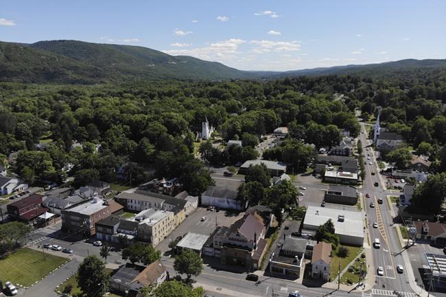 'It lessens my bills': $500 payments tested in upstate NY | iNFOnews.ca CP736690423