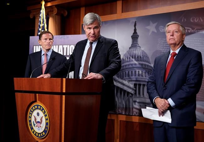 Beach club tied to US senator refutes claims its ‘all-white’ | iNFOnews.ca