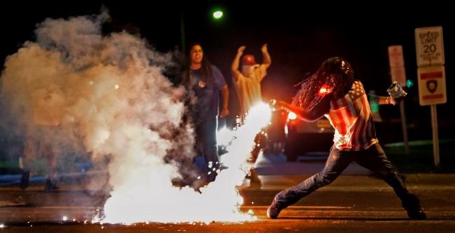 County to pay $280K to journalists tear-gassed in Ferguson | iNFOnews.ca