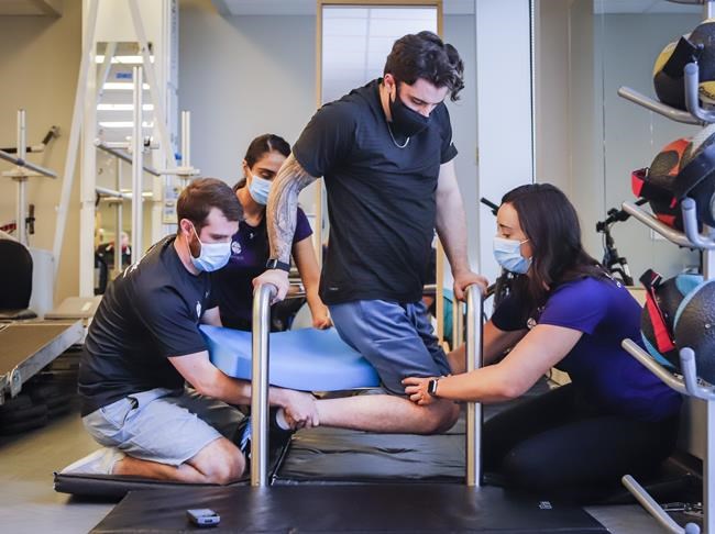 'You forget how tall you are': Paralyzed Humboldt Bronco able to stand during physio | iNFOnews.ca 'You forget how tall you are': Paralyzed Humboldt Bronco able to stand during physio | iNFOnews.ca