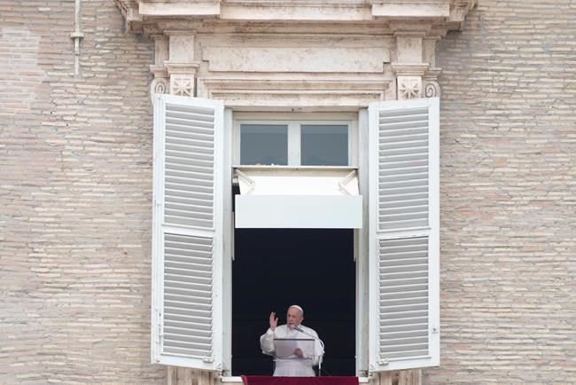 Pope Francis: Thank you, Benedict, for praying for church | iNFOnews.ca Pope Francis: Thank you, Benedict, for praying for church | iNFOnews.ca