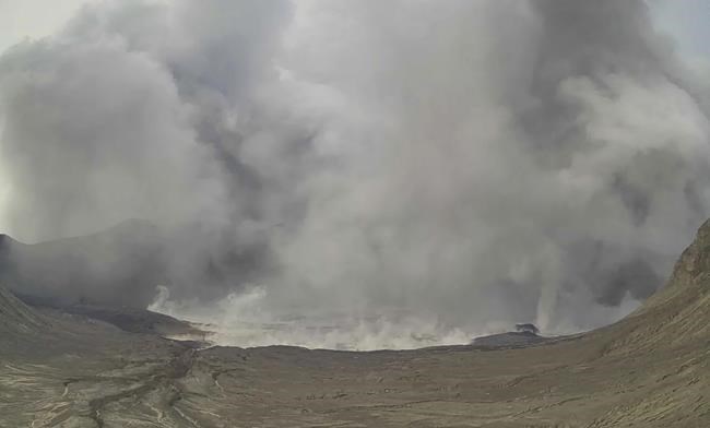 Philippine volcano belches dark plume, villagers evacuated | iNFOnews.ca