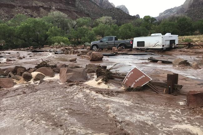 Crews cleaning up after Zion National Park flash flood | iNFOnews.ca