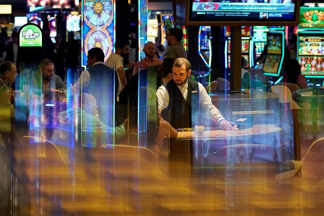 Las Vegas is bouncing back, but the virus is on the rise too | iNFOnews.ca