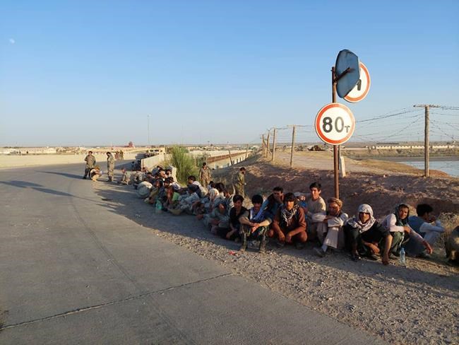 Taliban wins close consulates; Tajikistan reinforces border | iNFOnews.ca