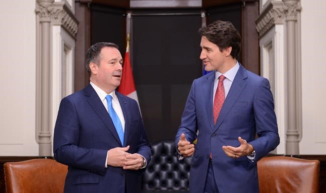 'Elbows will come up': Trudeau meets face to face with Kenney and Nenshi in Calgary | iNFOnews.ca 'Elbows will come up': Trudeau meets face to face with Kenney and Nenshi in Calgary | iNFOnews.ca