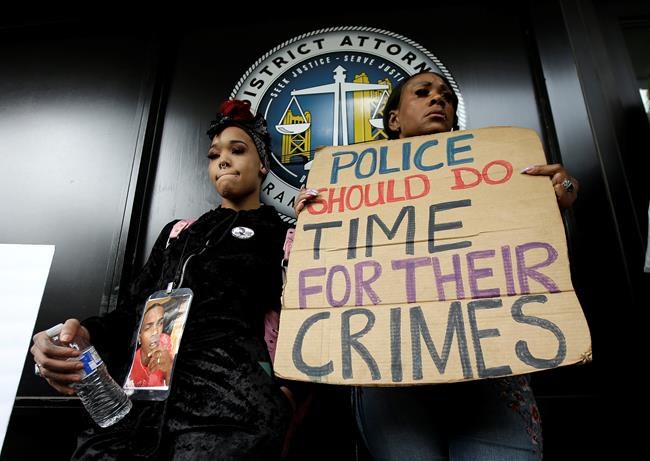 California shifts police shooting probes to attorney general | iNFOnews.ca