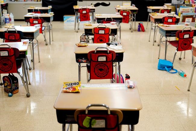 Vaccinated teachers and students don't need masks, CDC says | iNFOnews.ca CP429987746