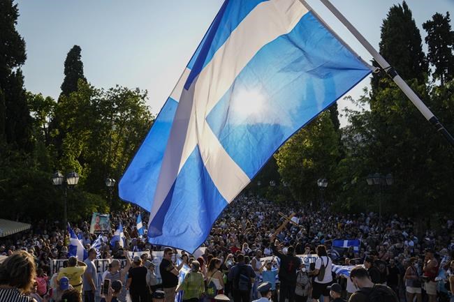Plan to vaccinate teens triggers large protests in Greece | iNFOnews.ca Plan to vaccinate teens triggers large protests in Greece | iNFOnews.ca