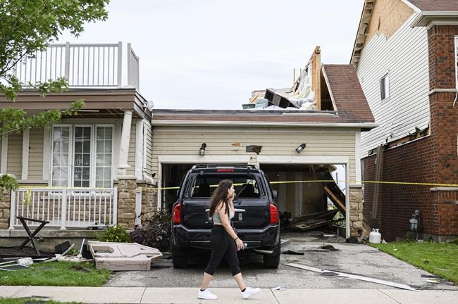 Several people injured, 'catastrophic' damage after tornado hits Barrie | iNFOnews.ca Several people injured, 'catastrophic' damage after tornado hits Barrie | iNFOnews.ca