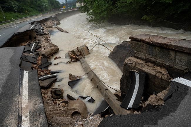 German officials defend their actions on devastating floods | iNFOnews.ca