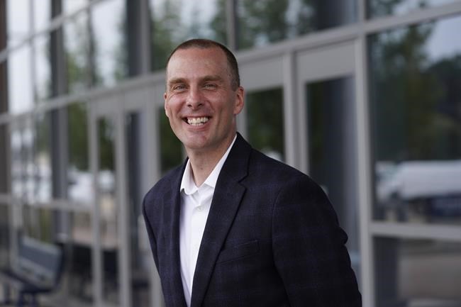 NIL era brings cautious optimism to college-town businesses | iNFOnews.ca