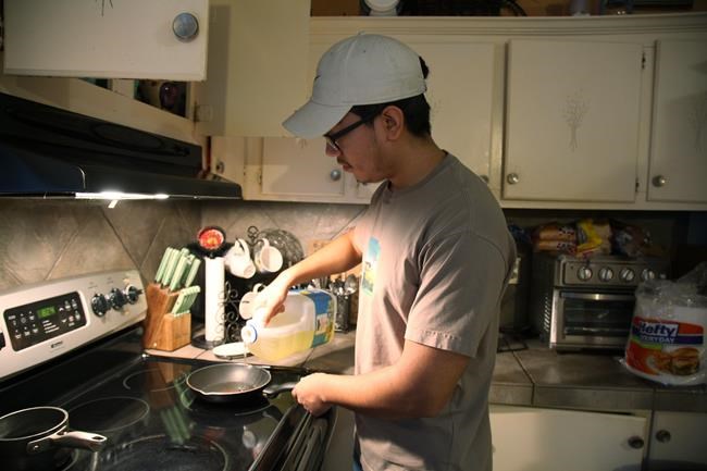 Ruling leaves immigrants who newly applied for DACA in limbo | iNFOnews.ca Ruling leaves immigrants who newly applied for DACA in limbo | iNFOnews.ca