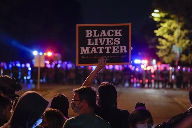 Wisconsin officer charged in 2016 slaying of Black man | iNFOnews.ca Wisconsin officer charged in 2016 slaying of Black man | iNFOnews.ca