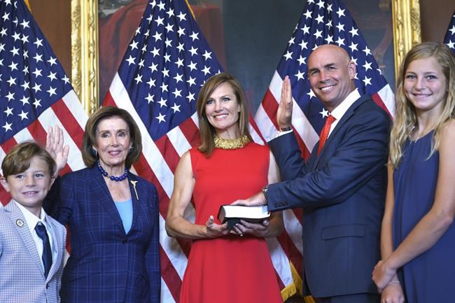 Texas congressman sworn in after beating Trump-backed rival | iNFOnews.ca Texas congressman sworn in after beating Trump-backed rival | iNFOnews.ca