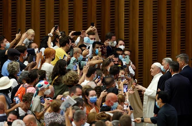 Pope resumes public audiences a month after major surgery | iNFOnews.ca
