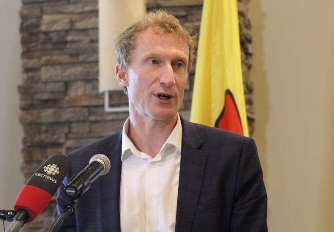 Lifting COVID-19 restrictions could bring fourth wave: Indigenous Services minister | iNFOnews.ca Lifting COVID-19 restrictions could bring fourth wave: Indigenous Services minister | iNFOnews.ca