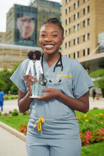 Canadian doctor Chika Stacy Oriuwa among 'role models' celebrated in Barbie tribute | iNFOnews.ca Canadian doctor Chika Stacy Oriuwa among 'role models' celebrated in Barbie tribute | iNFOnews.ca