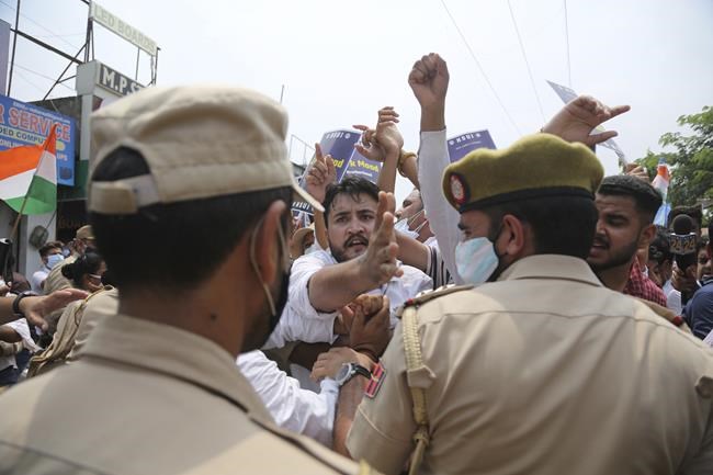 Troops patrol Kashmir on anniversary of statehood revocation | iNFOnews.ca Troops patrol Kashmir on anniversary of statehood revocation | iNFOnews.ca