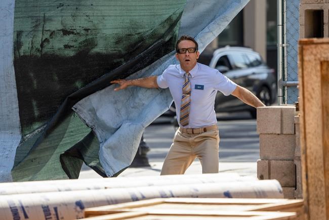Ryan Reynolds, Shawn Levy on the Canadianness of 'Free Guy' and Alex Trebek's cameo | iNFOnews.ca