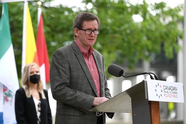 Airlines support vaccine passports, Meng hearing continues : In The News for Aug. 12 | iNFOnews.ca