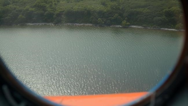 Tourist helicopter crashes in Russian crater lake; 8 missing | iNFOnews.ca Tourist helicopter crashes in Russian crater lake; 8 missing | iNFOnews.ca