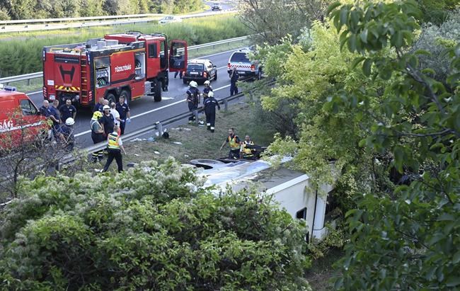 Hungary bus crash kills eight, injures dozens | iNFOnews.ca
