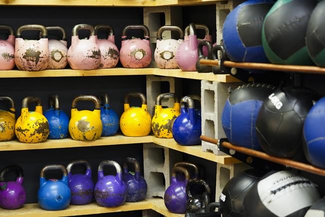 With cost savings from DIY fitness, some Canadians forgo returning to the gym | iNFOnews.ca CP384580968