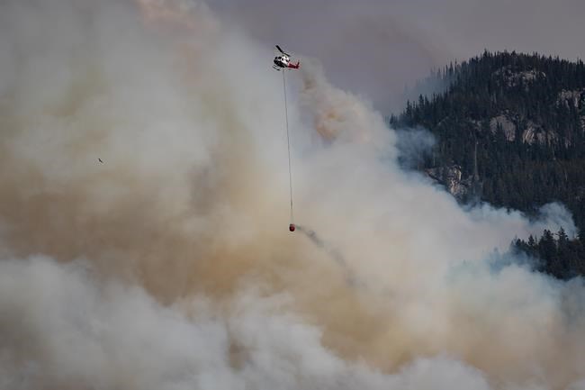 Cool, damp weekend ahead but wildfire on Vancouver Island raises concerns | iNFOnews.ca Cool, damp weekend ahead but wildfire on Vancouver Island raises concerns | iNFOnews.ca