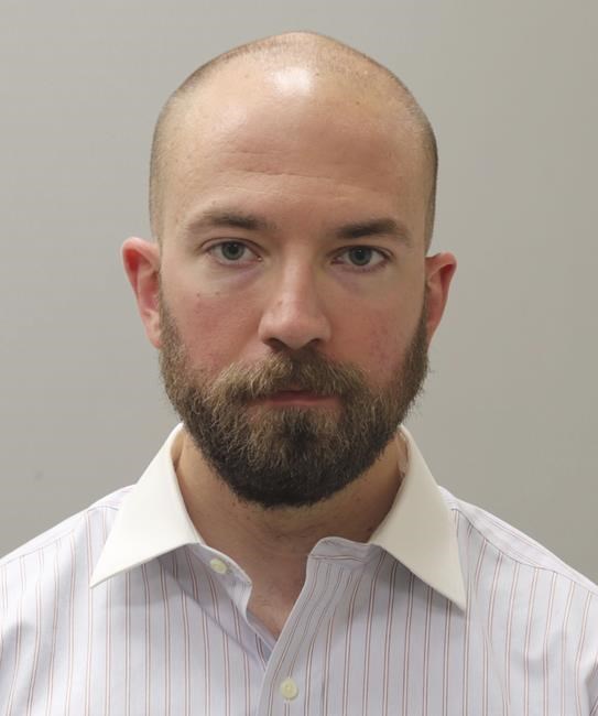 Ex-officer sentenced to 25 years for killing suicidal man | iNFOnews.ca Ex-officer sentenced to 25 years for killing suicidal man | iNFOnews.ca