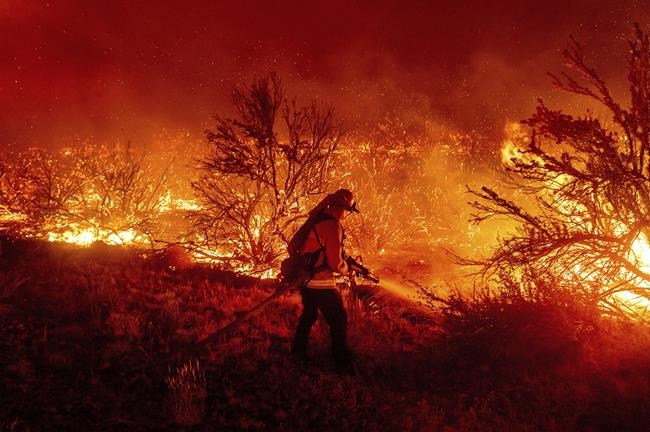 EXPLAINER: Why it takes months to subdue some wildfires | iNFOnews.ca EXPLAINER: Why it takes months to subdue some wildfires | iNFOnews.ca
