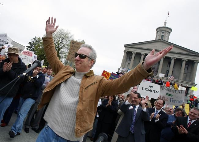 Radio host who regretted vaccine skepticism dies of COVID | iNFOnews.ca CP605562355